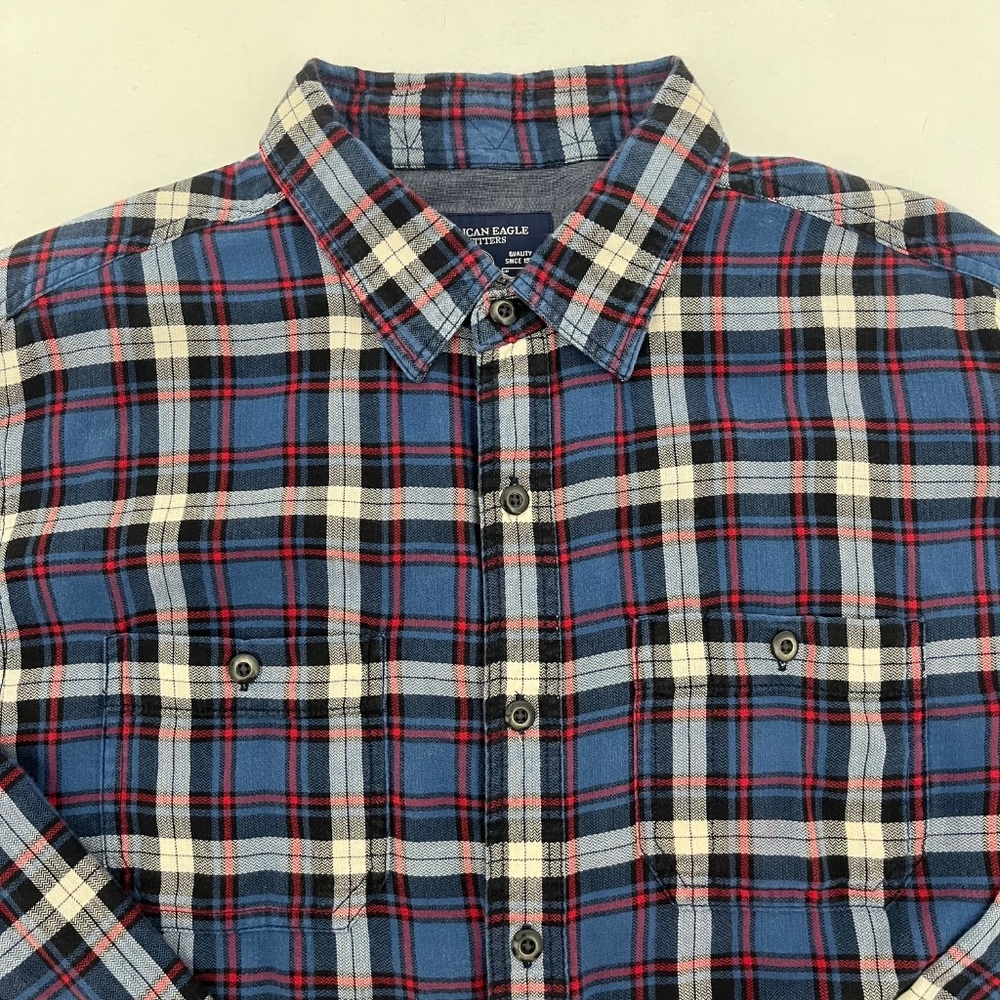 American‎ Eagle Outfitters Mens Size L Button Up Shirt Blue Plaid Athletic Fit - Picture 2 of 10